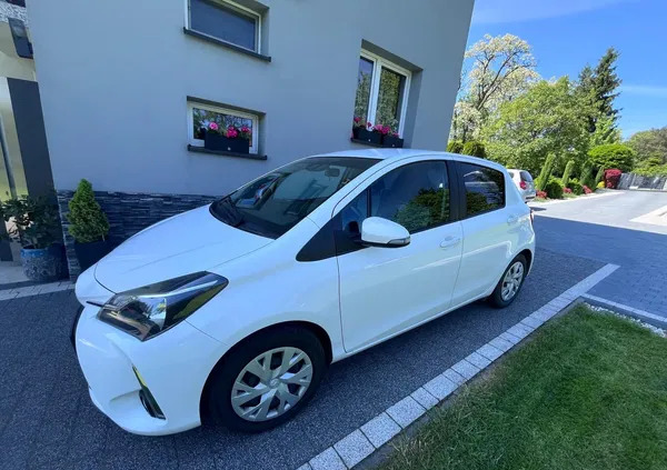 toyota yaris Toyota Yaris cena 46500 przebieg: 65660, rok produkcji 2018 z Wieliczka